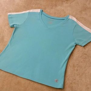 Champions Organics v-neck tee